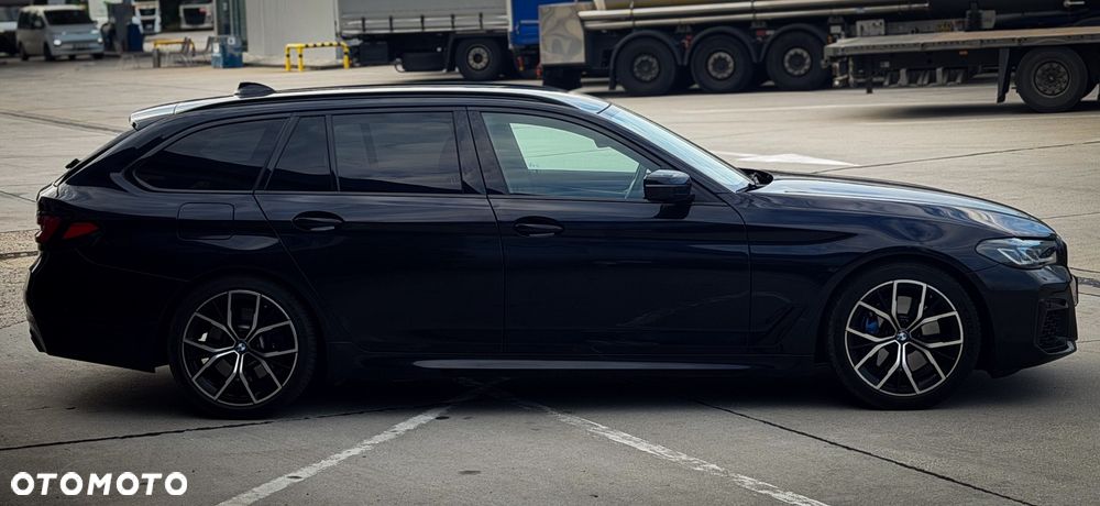 BMW Seria 5 520d xDrive mHEV M Sport sport - 9