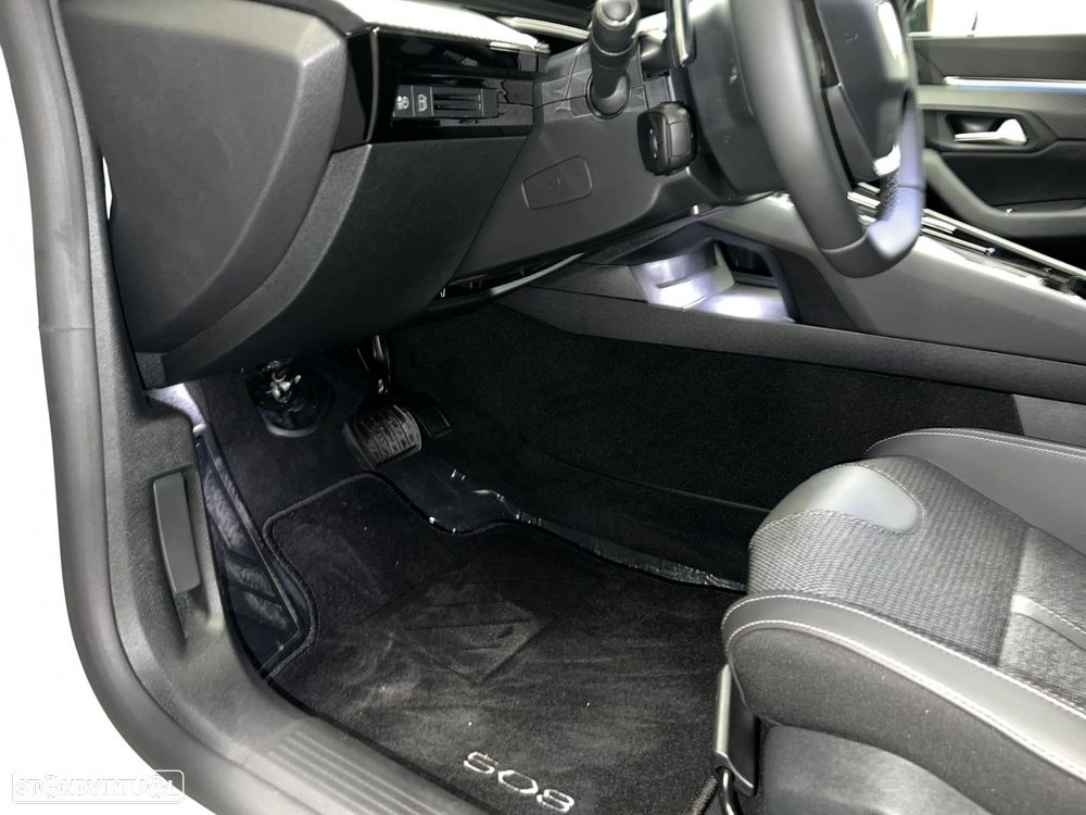 Peugeot 508 SW - 25