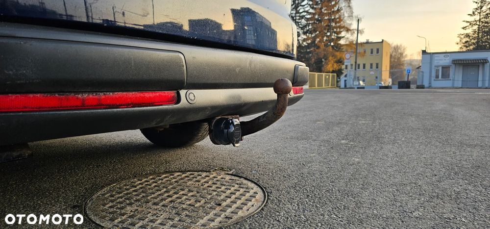 Ford Galaxy 2.0 TDCi Ghia - 21