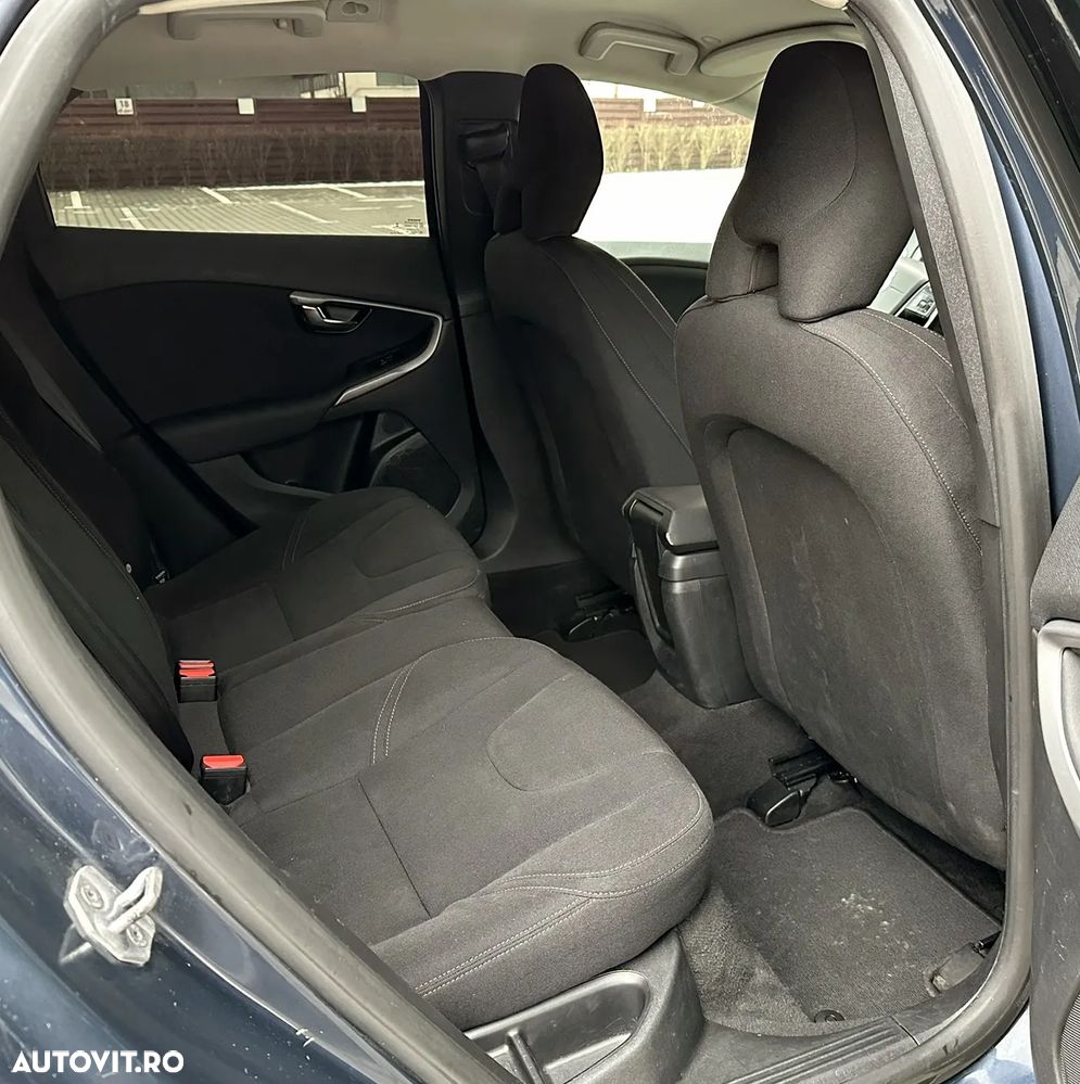 Volvo V40 - 29