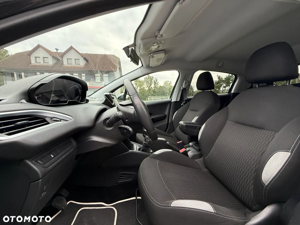 Peugeot 208 1.2 VTi Style - 15
