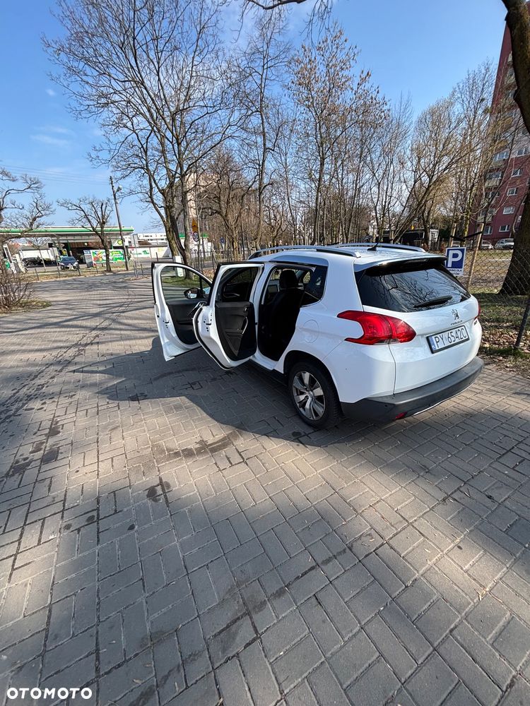 Peugeot 2008 PureTech 82 Allure - 11