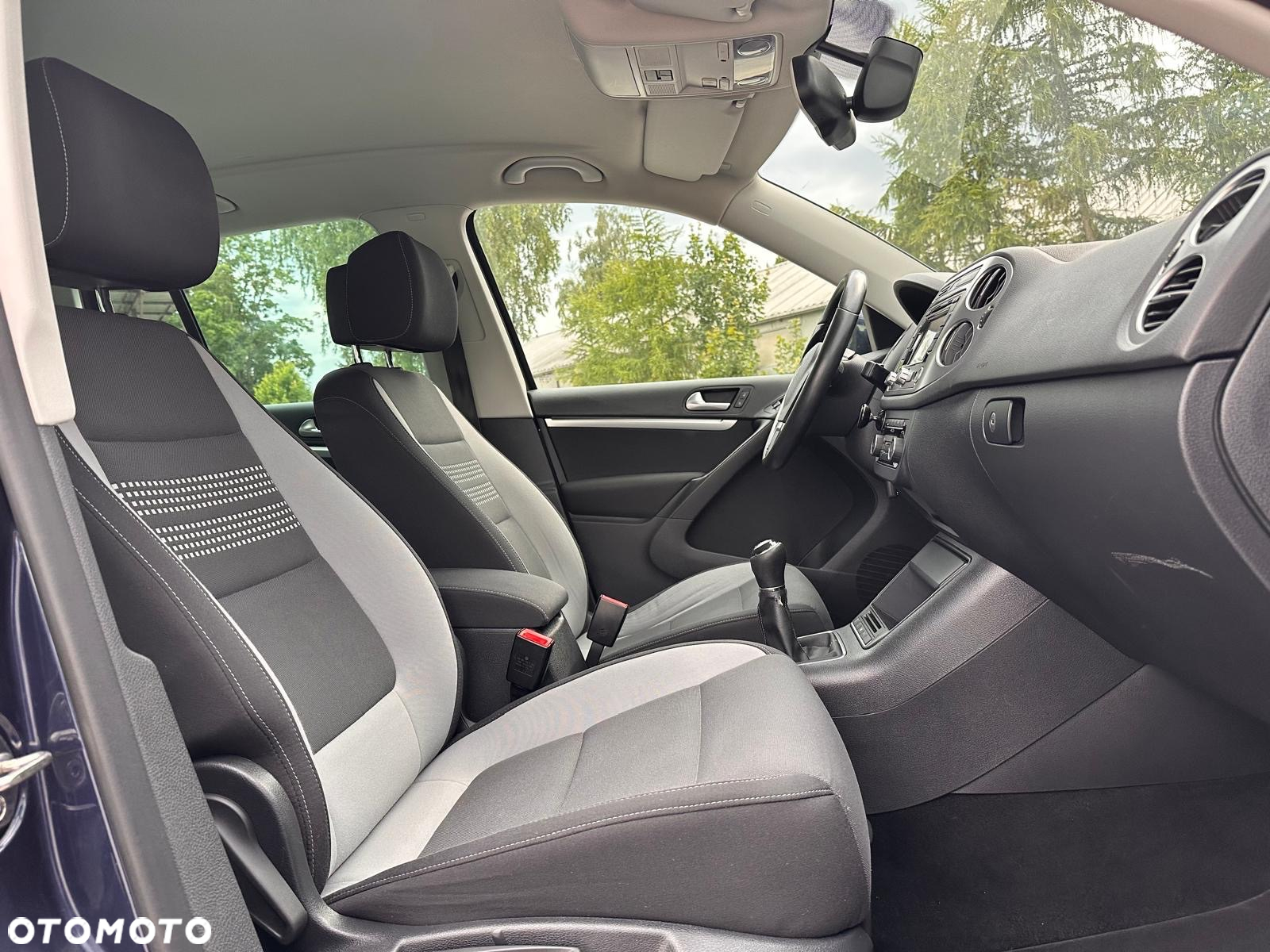 Volkswagen Tiguan - 12