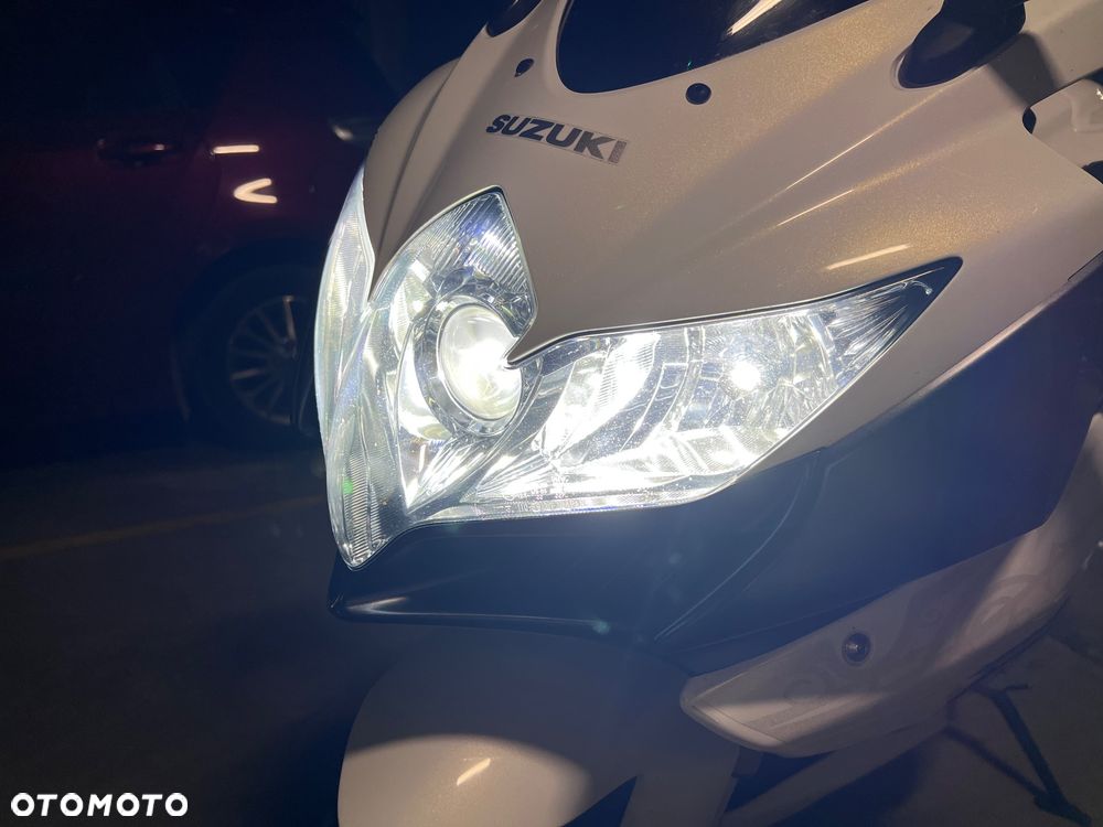 Suzuki GSX-R - 14