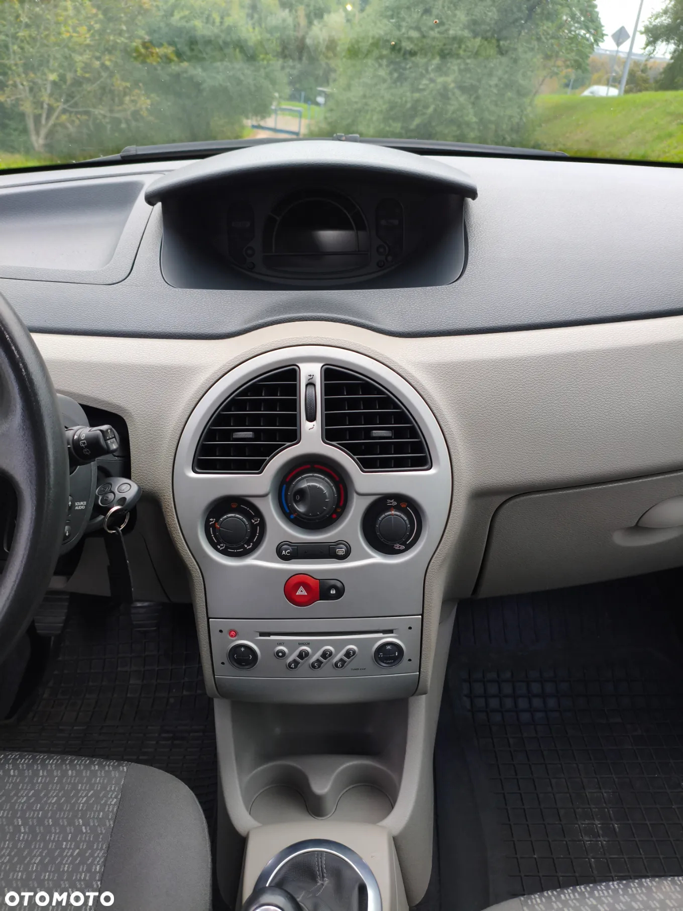 Renault Modus 1.6 16V Privilege - 6