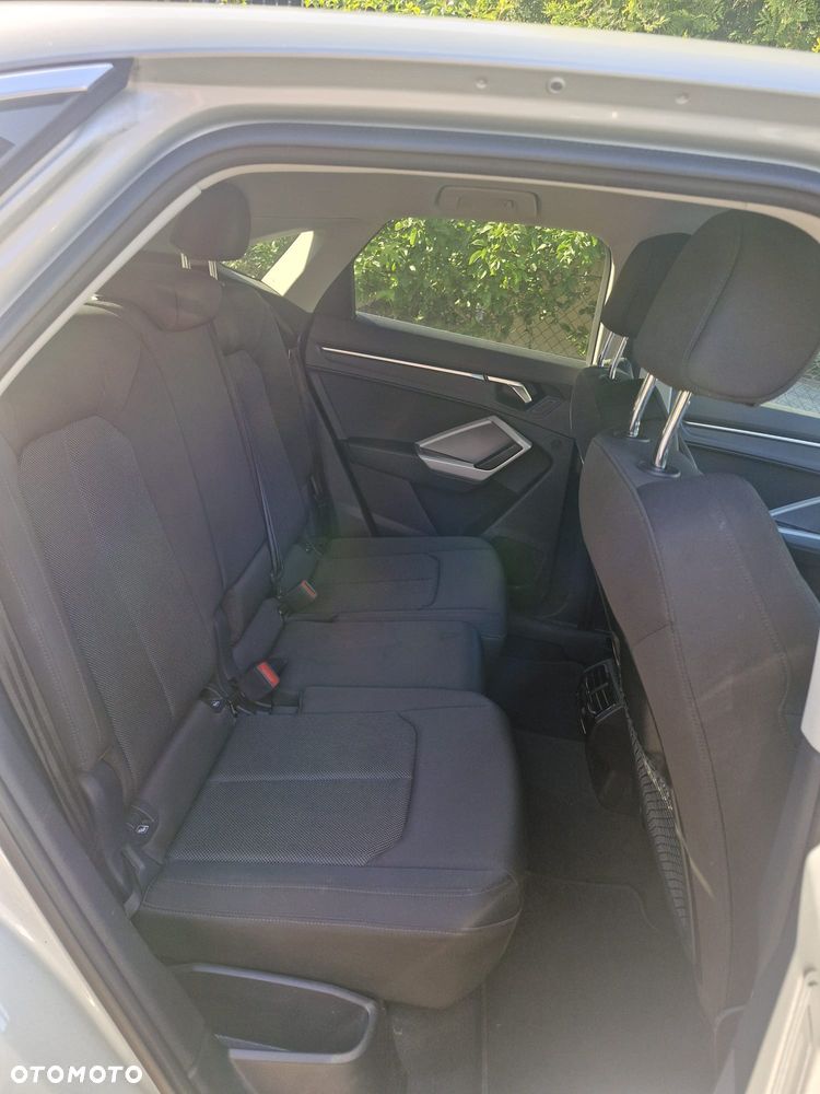 Audi Q3 35 TFSI S tronic - 12
