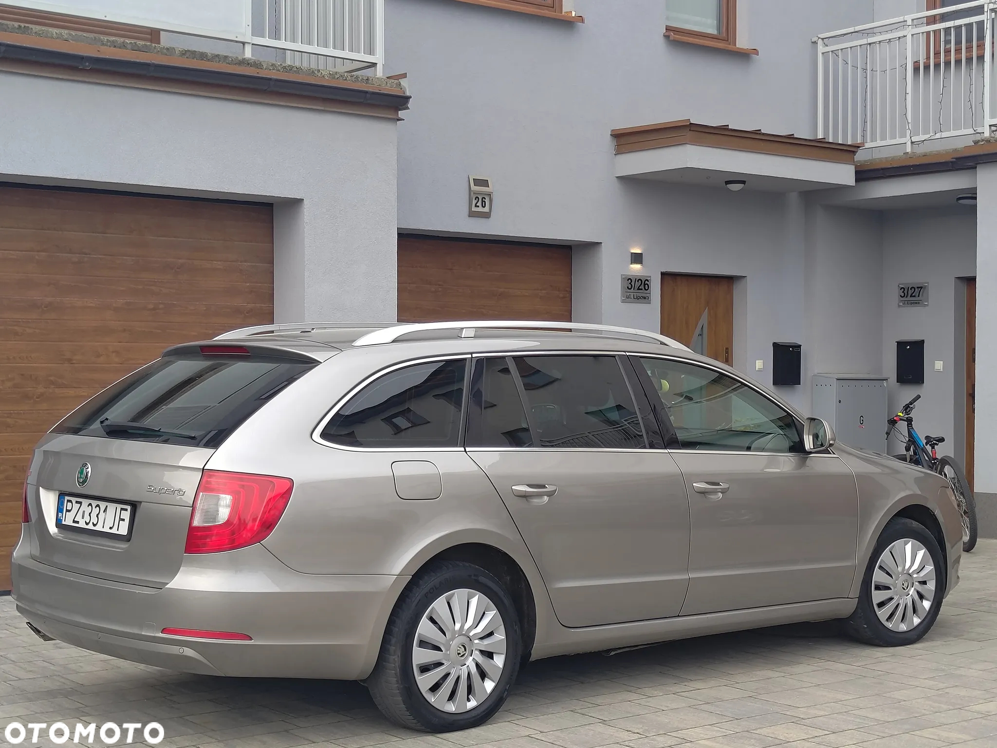 Skoda Superb 2.0 TDI Ambition - 14