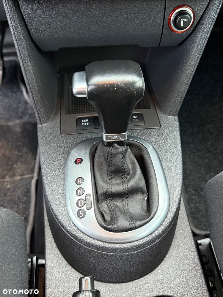 Volkswagen Touran 2.0 TDI DPF DSG Freestyle - 24