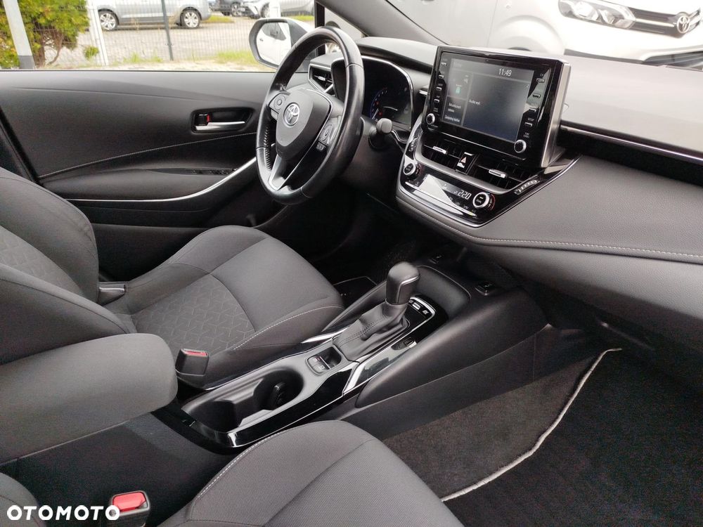 Toyota Corolla - 9