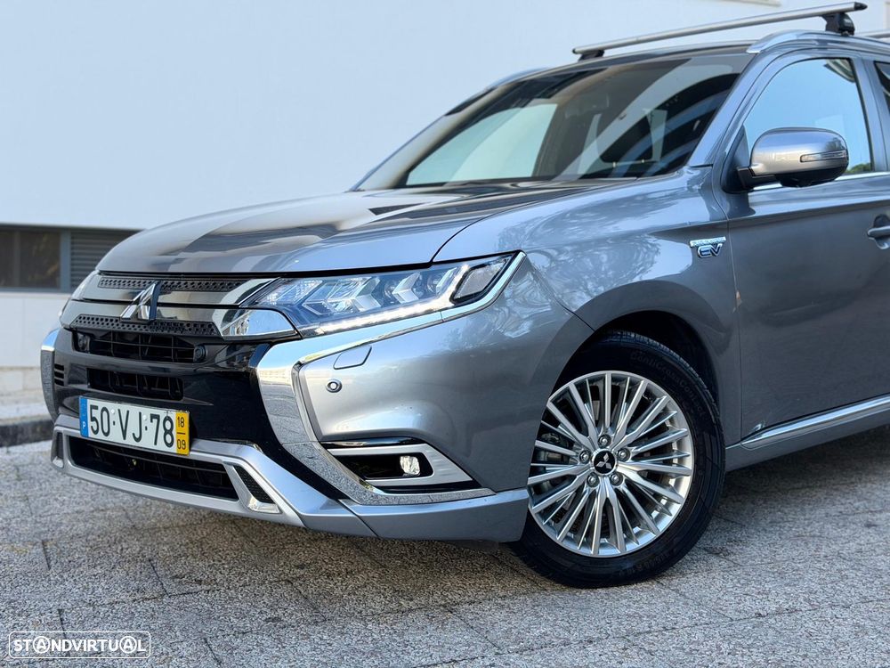 Mitsubishi Outlander - 15