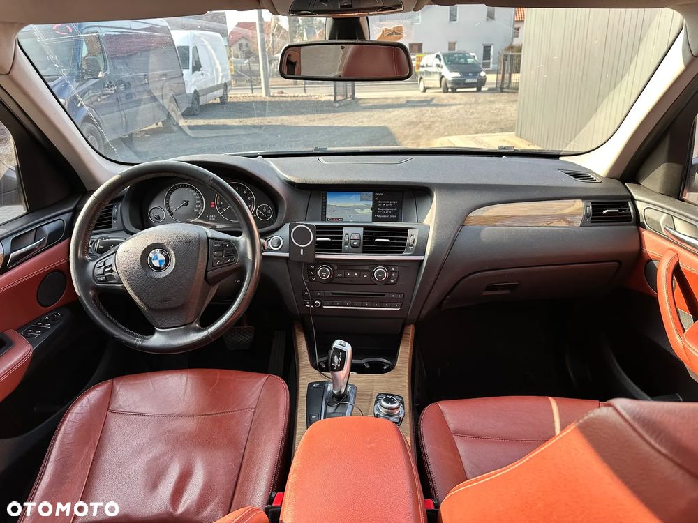 BMW X3 xDrive28i - 7