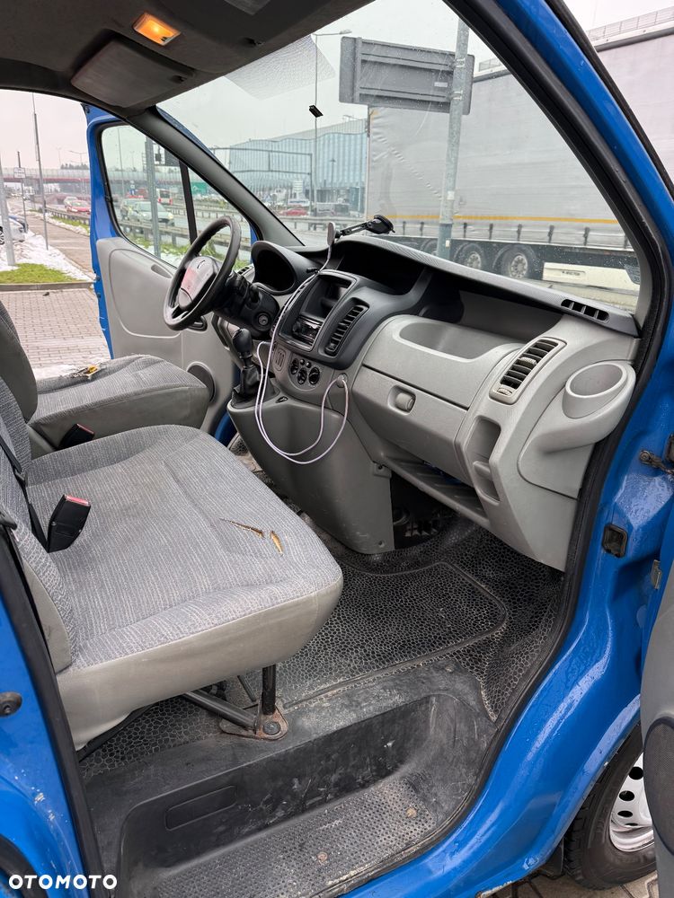 Renault Trafic Combi L1H1 - 11