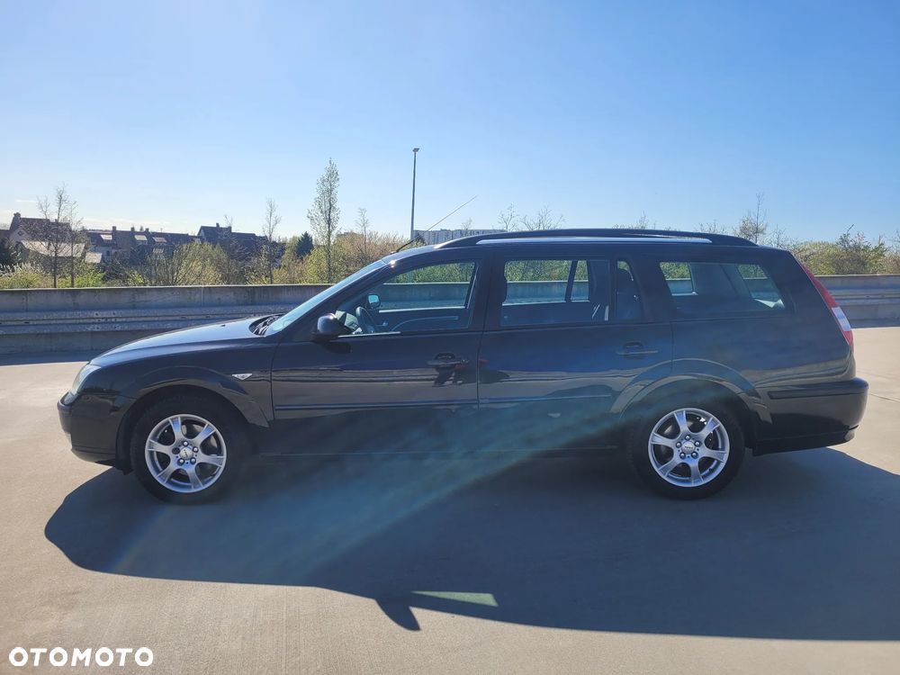 Ford Mondeo 1.8 Futura X - 4