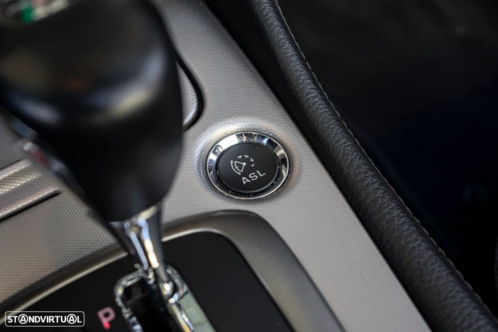 Jaguar XK XKR 4.2 V8 S/C - 28