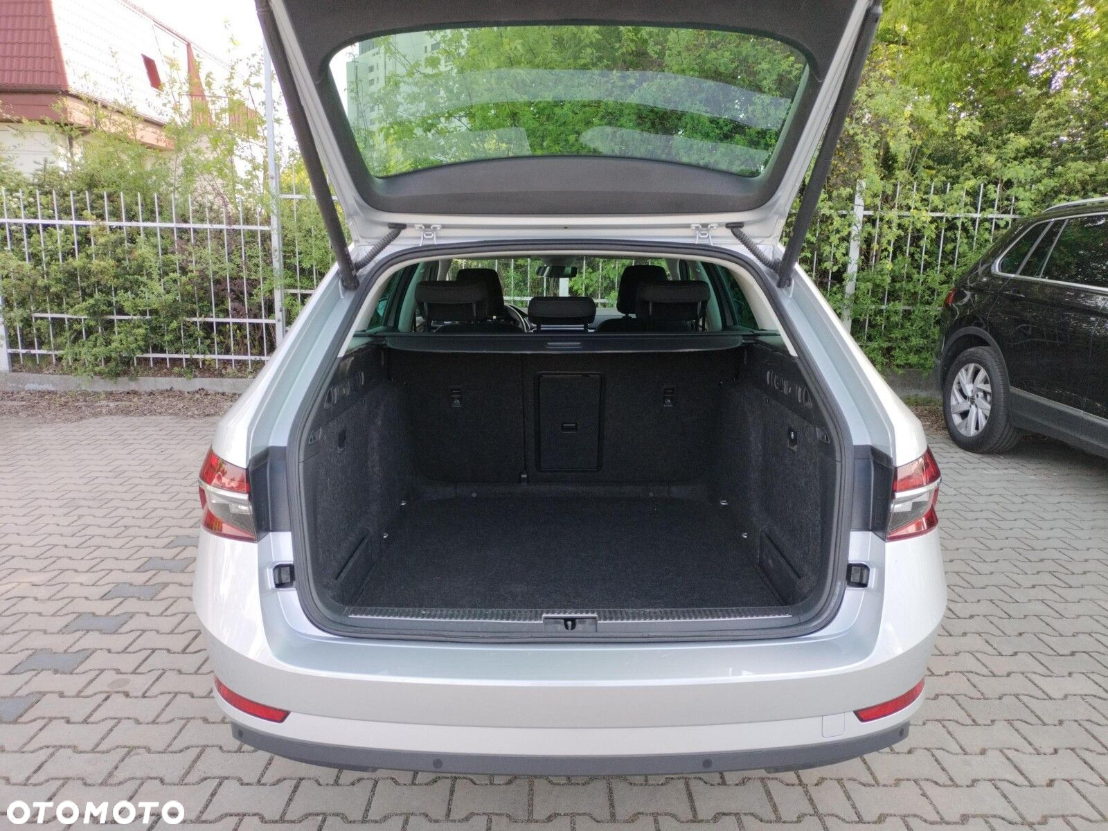 Skoda Superb 2.0 TDI SCR Style DSG - 16