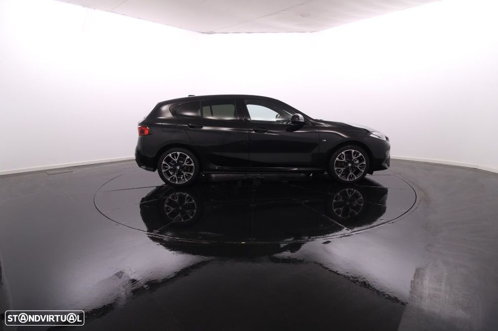 BMW 118 d Pack Desportivo M - 10
