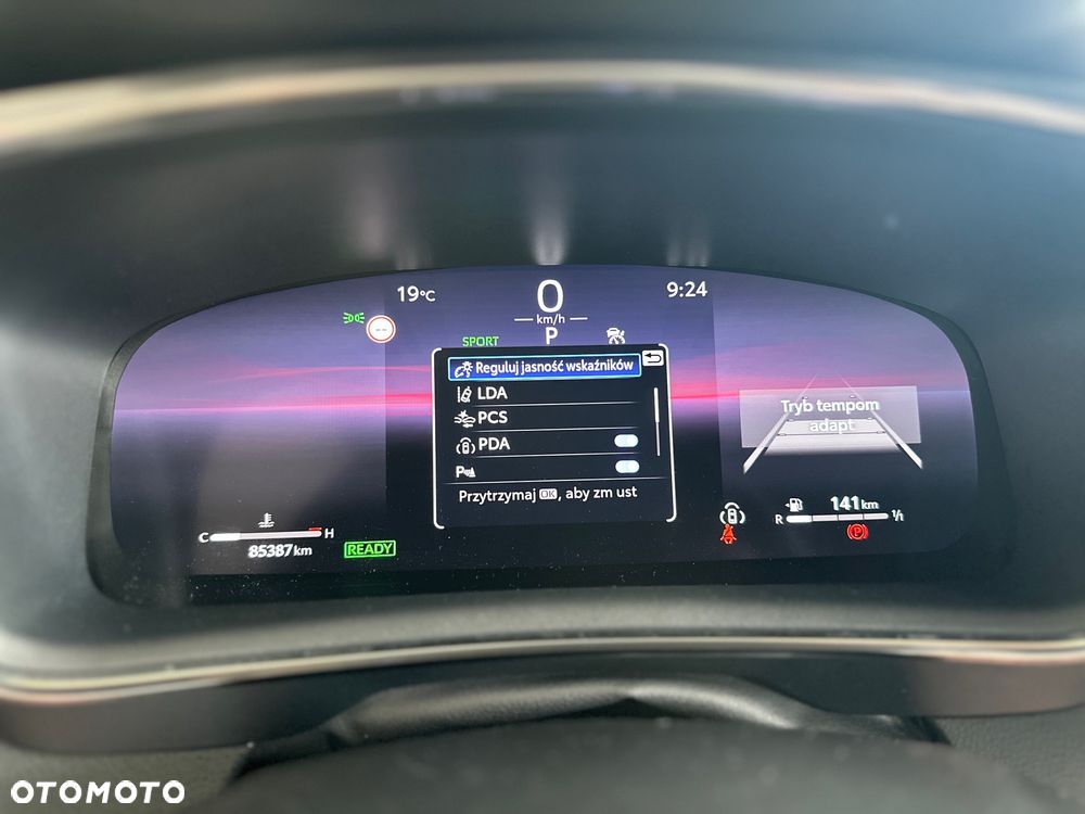 Toyota Corolla 1.8 Hybrid Executive - 31