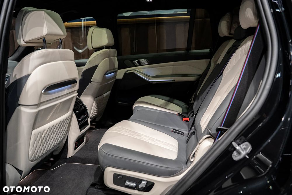BMW X7 - 17