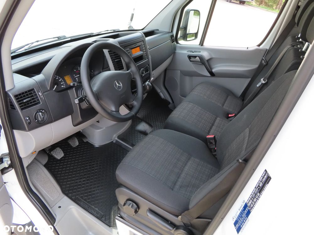 Mercedes-Benz Sprinter 519 CDI V6 3.0 CDI 190 KM FIRANA X 2, Dach Suwany Skrzynia 4880 mm Dł. 10 E.Palet 2450 mm Wysokość Duża Skrzynia Na Narzędzia JEGGER Koła Bliźniacze WZMACNIANY DMC 3,5 T, Kat. Prawa Jazdy B, HAK 2000 Kg, Stan Samochodu Wizualny I Techniczny Jak NOWY Dostępny Gotowy Do Pracy UNIKAT - 36