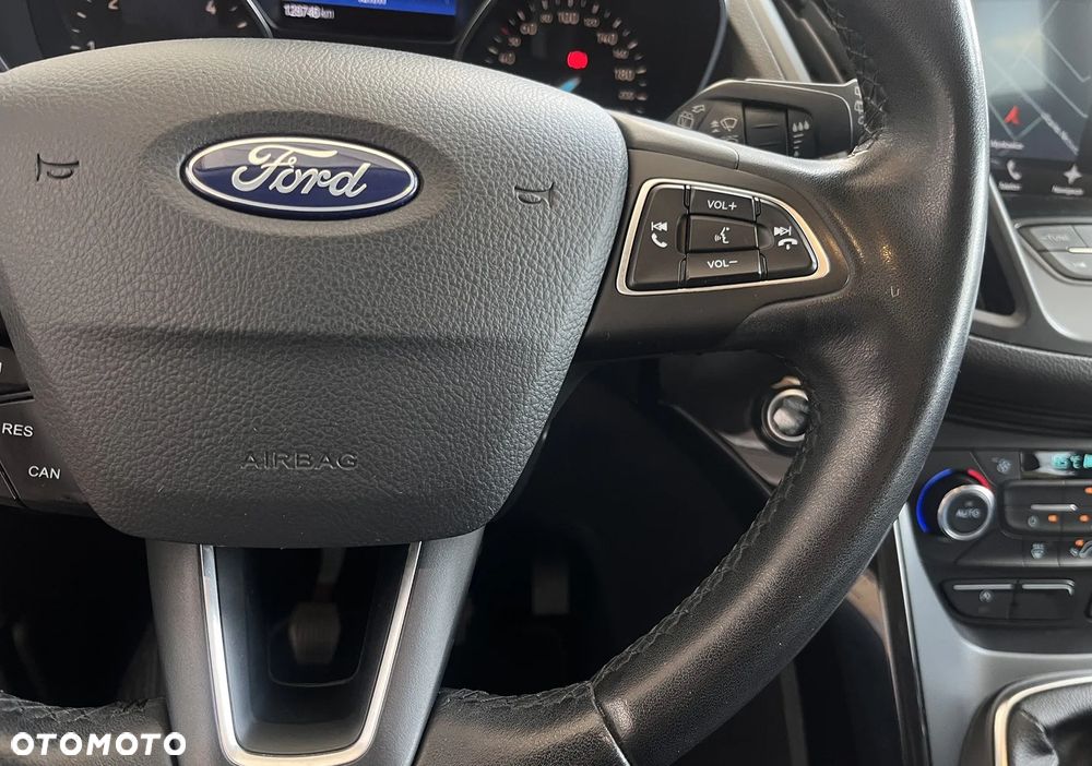 Ford Kuga 2.0 TDCi 2x4 Titanium - 15