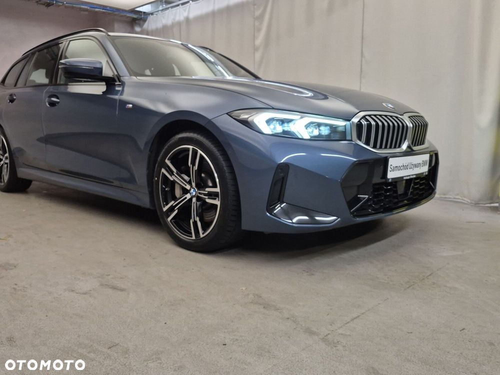 BMW Seria 3 330i xDrive M Sport - 30