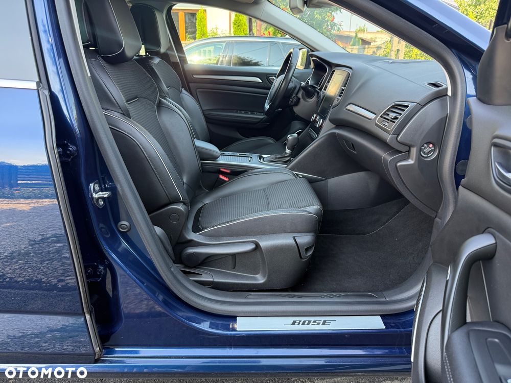 Renault Megane ENERGY TCe 160 EDC BOSE EDITION - 19
