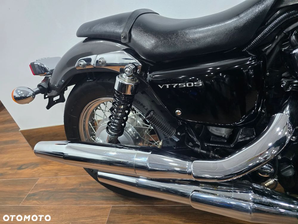 Honda Shadow - 24