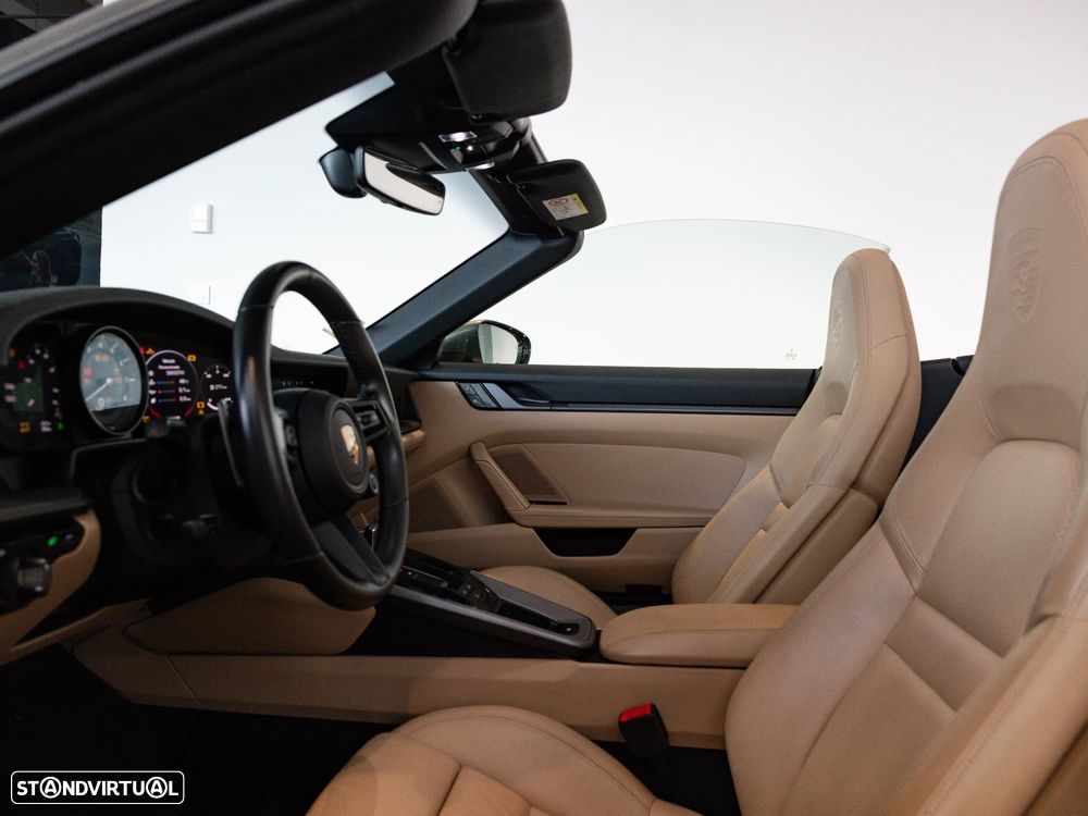 Porsche 911 (992) Carrera 4S PDK - 28