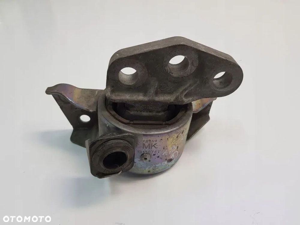 ŁAPA PODUSZKA SILNIKA OPEL CORSA D 1.3 CDTI - 3