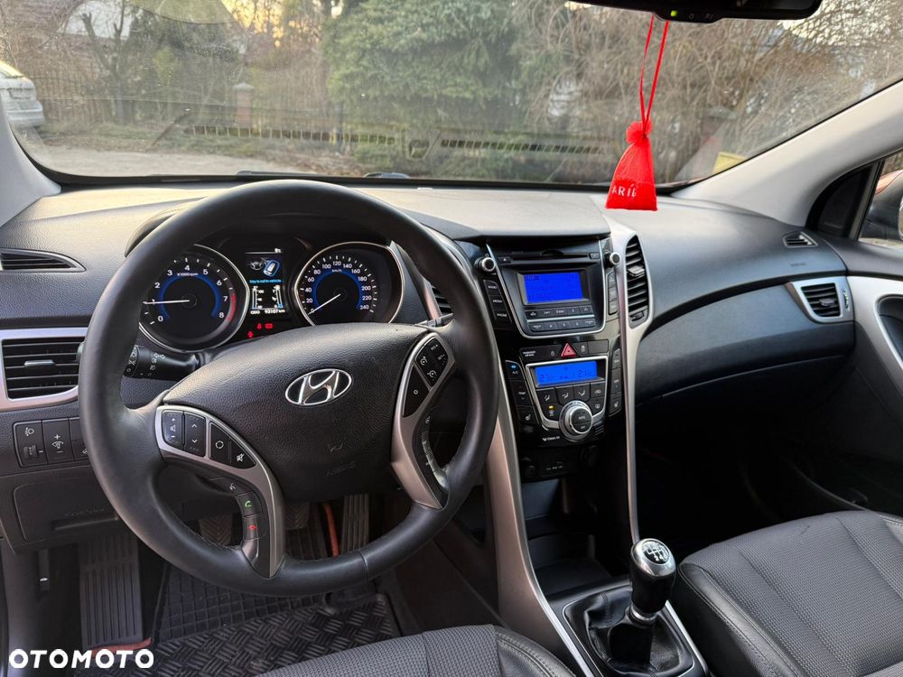 Hyundai i30 1.6 GDI Premium - 6