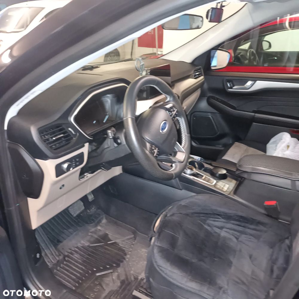 Ford Escape - 11