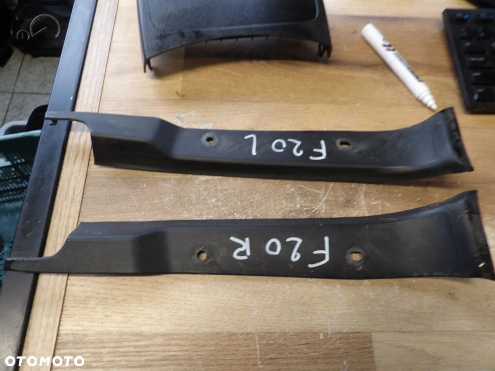 BMW - F20 - OSŁONA , RYNIENKA LAMPY - TYŁ - PRAWA/LEWA - CENA ZA 1 SZT - 7300664  7300663 - 1