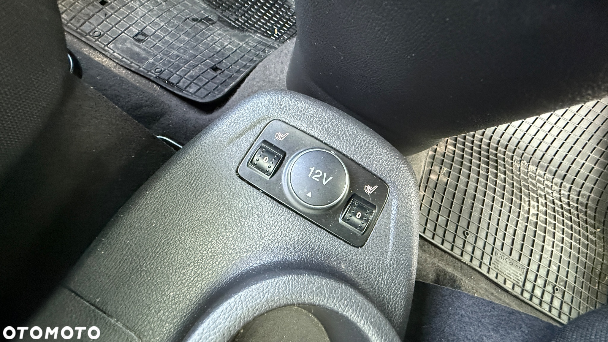 Ford Tourneo Connect 1.5 TDCi Titanium - 16