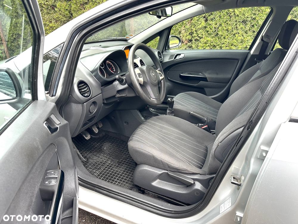 Opel Corsa 1.2 16V Innovation - 7