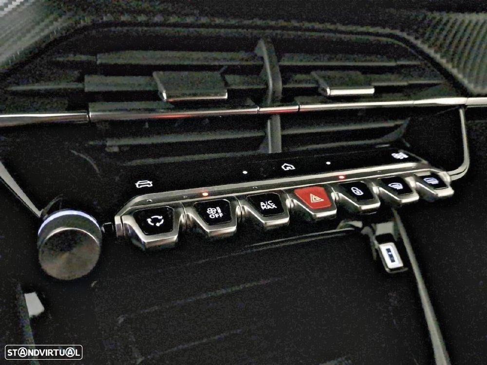 Peugeot 2008 1.2 PureTech Style - 23