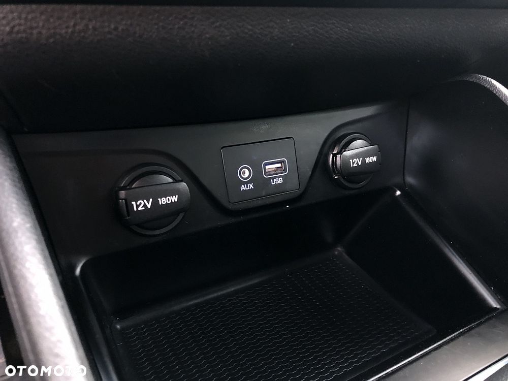 Hyundai Tucson 1.6 GDI BlueDrive GO 2WD - 19