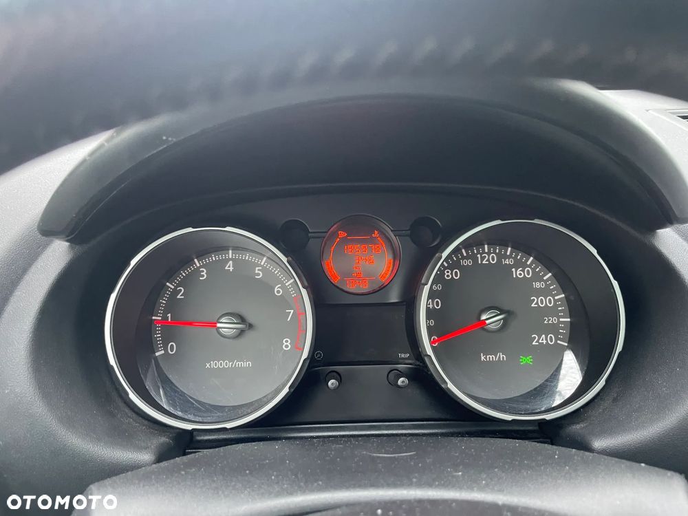 Nissan Qashqai 2.0 tekna - 6