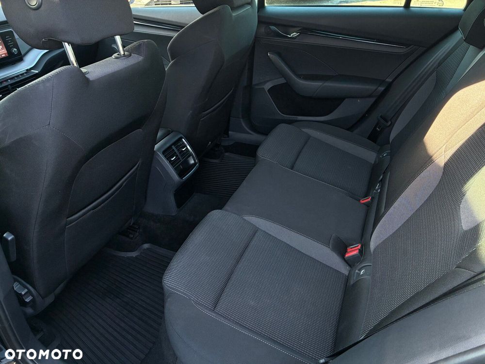 Skoda Octavia 1.5 TSI e-Tec Ambition DSG - 24