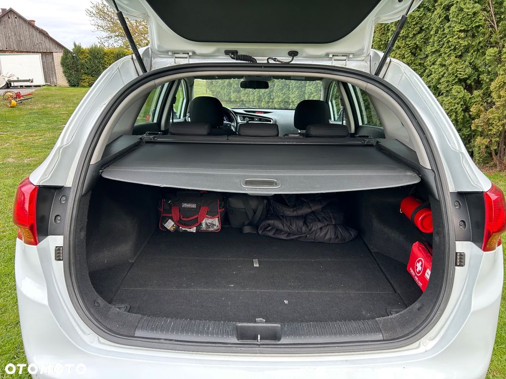 Kia Ceed 1.6 CRDi L Business Line DCT - 8