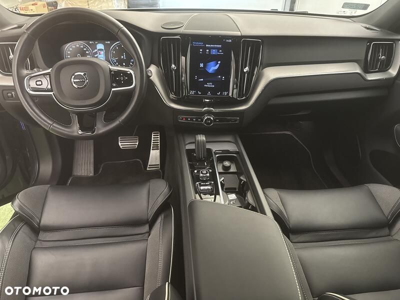 Volvo XC 60 B4 B R-Design - 21