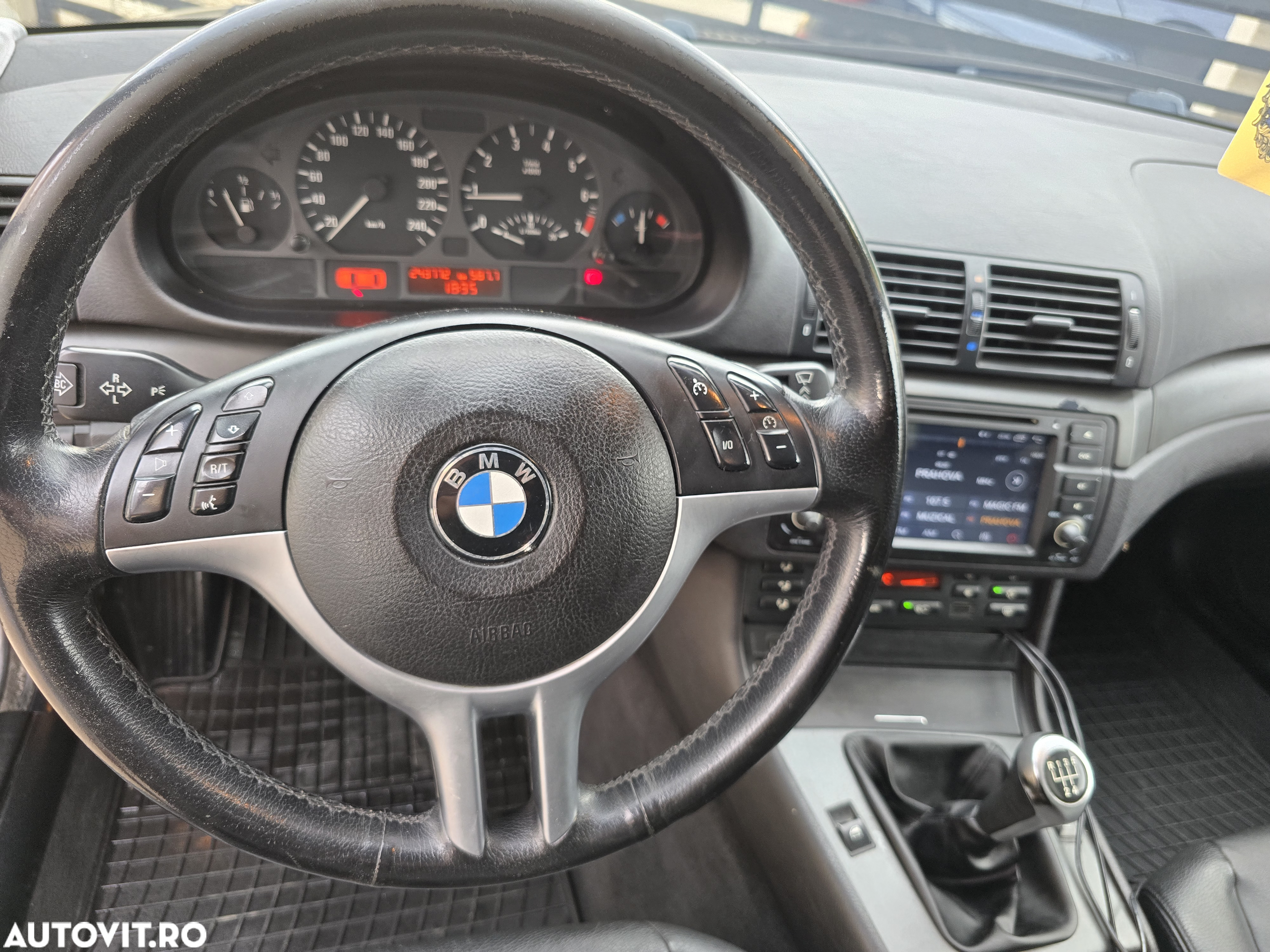 BMW Seria 3 316i Touring - 11