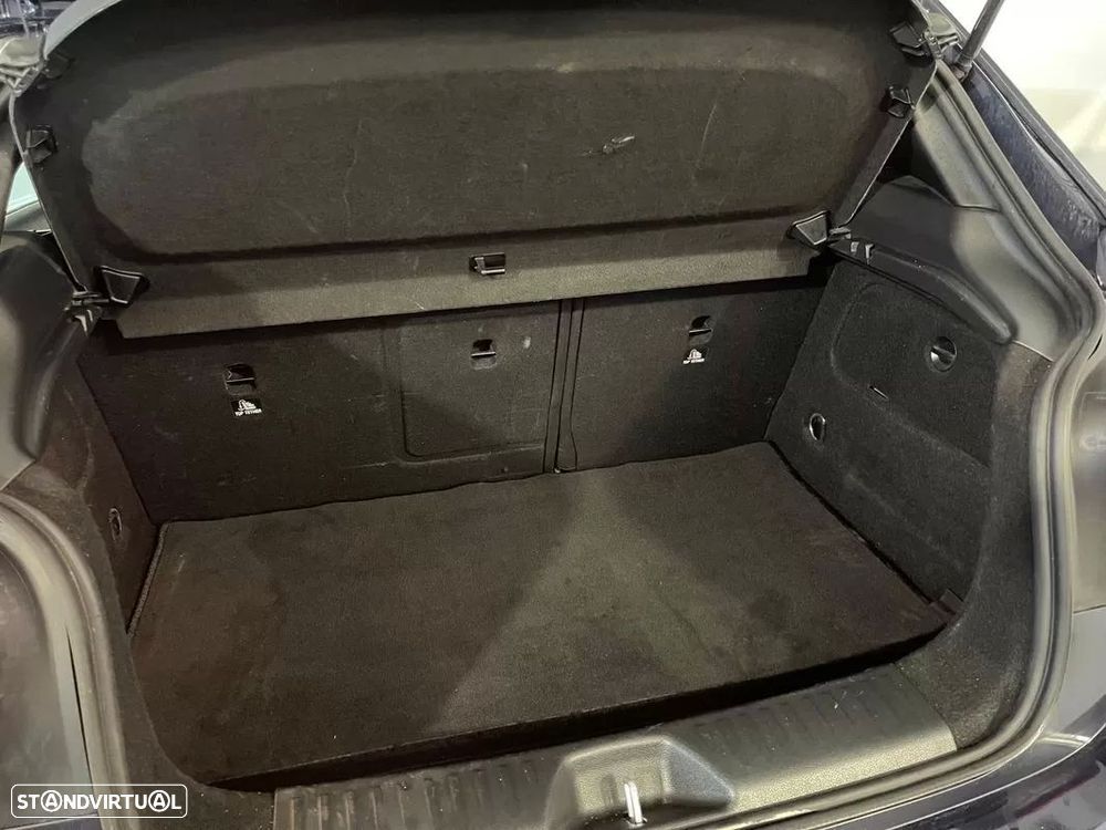 Mercedes-Benz A 180 d 7G-DCT AMG Line - 33
