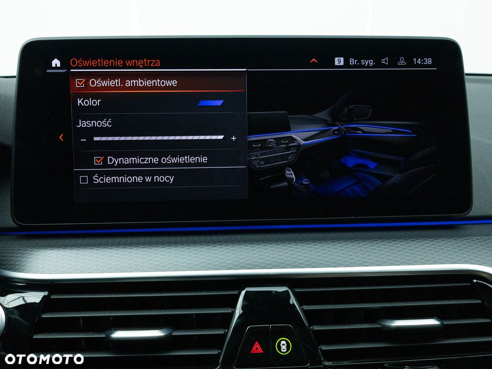BMW Seria 5 530i xDrive M Sport Edition - 25