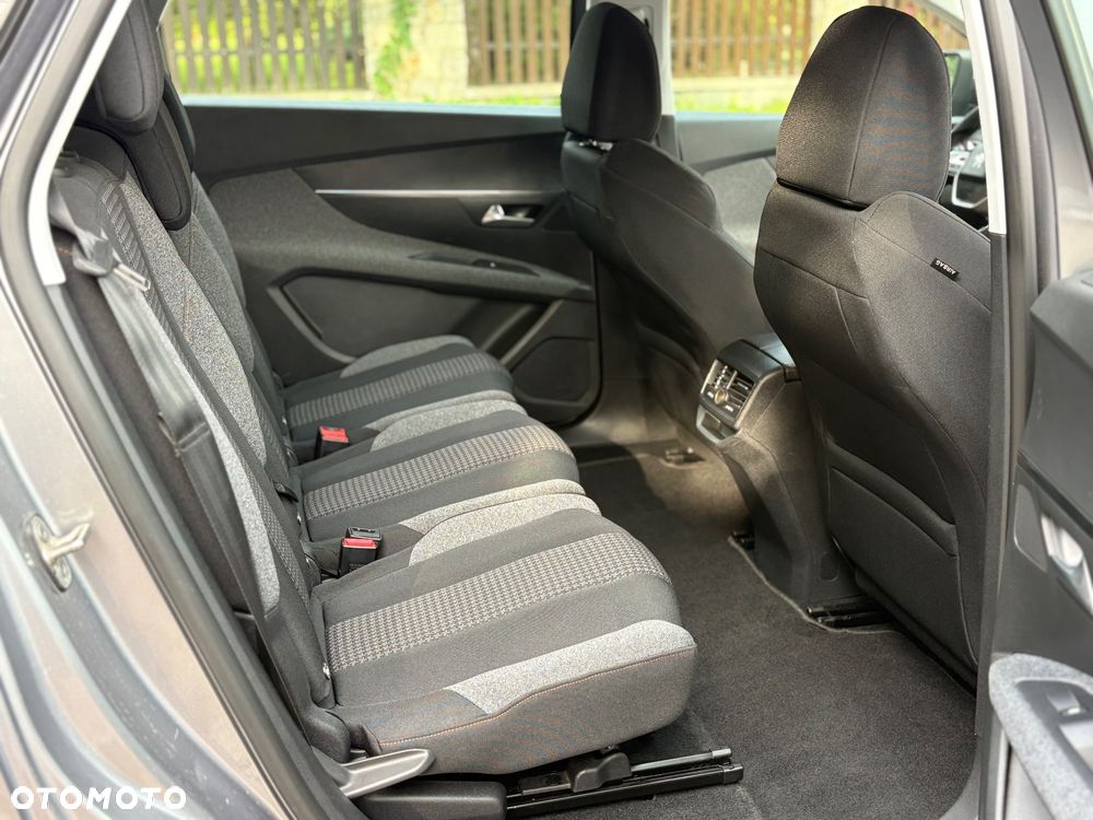 Peugeot 5008 HDI 115 Active - 35