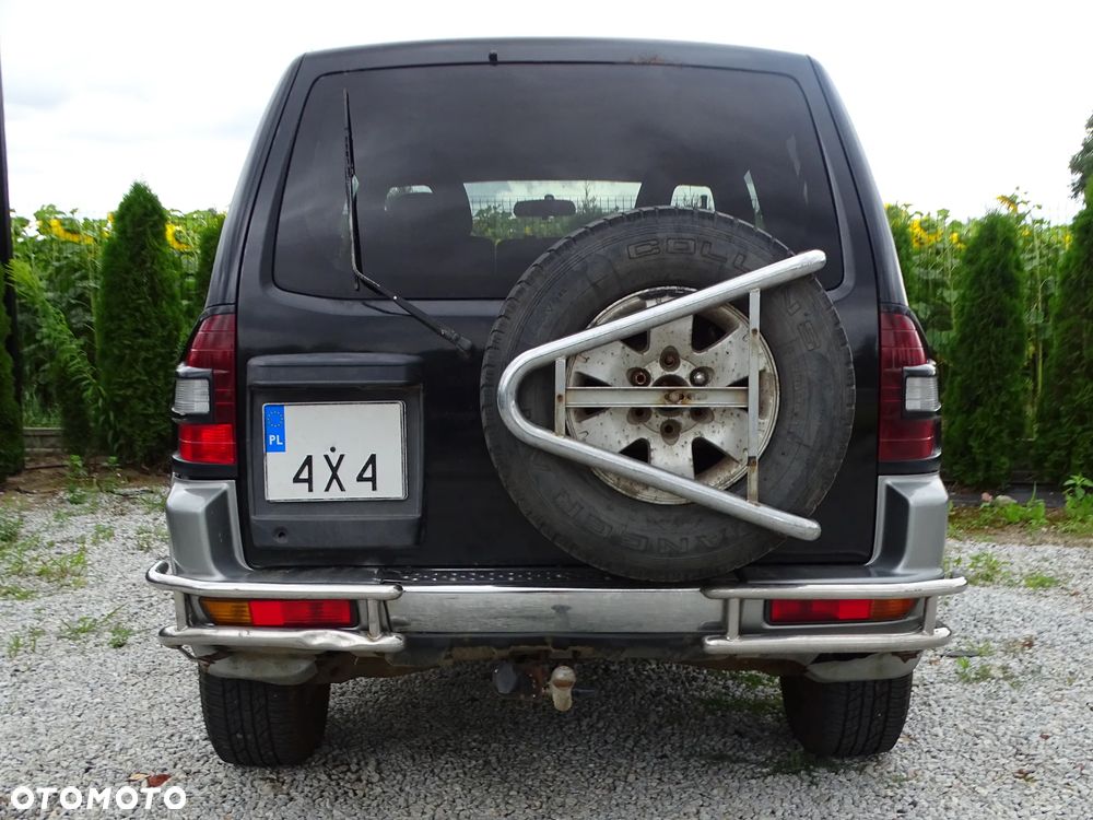 Mitsubishi Pajero - 16