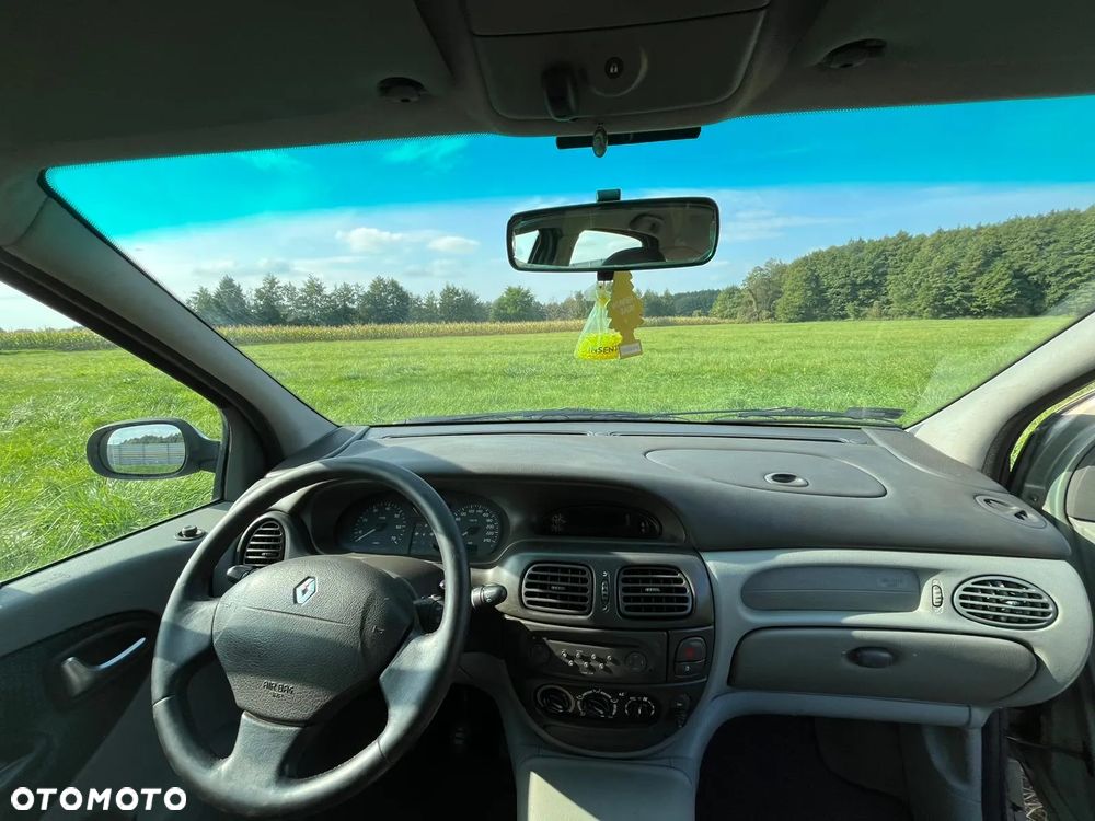 Renault Scenic - 7