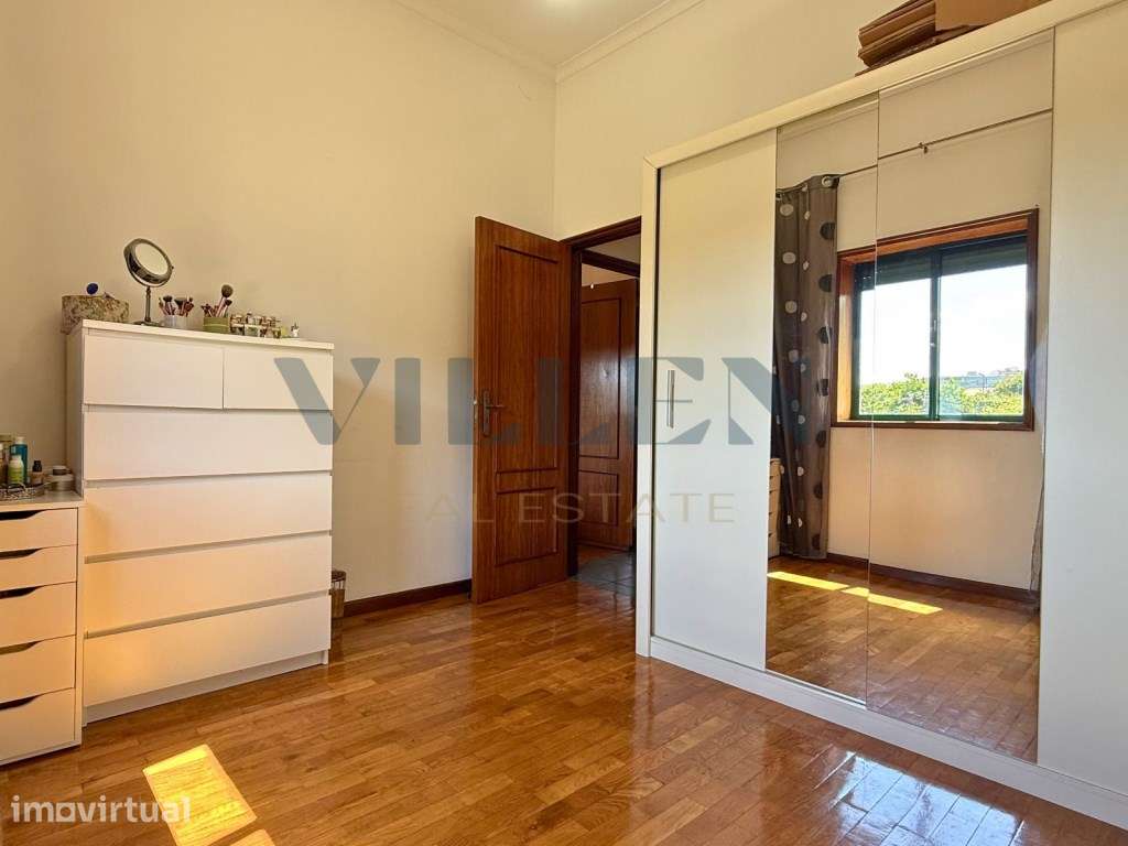 EXCLUSIVO | Fantástico Andar Moradia T2+1 em Nogueira - Maia - Grande imagem: 3/25