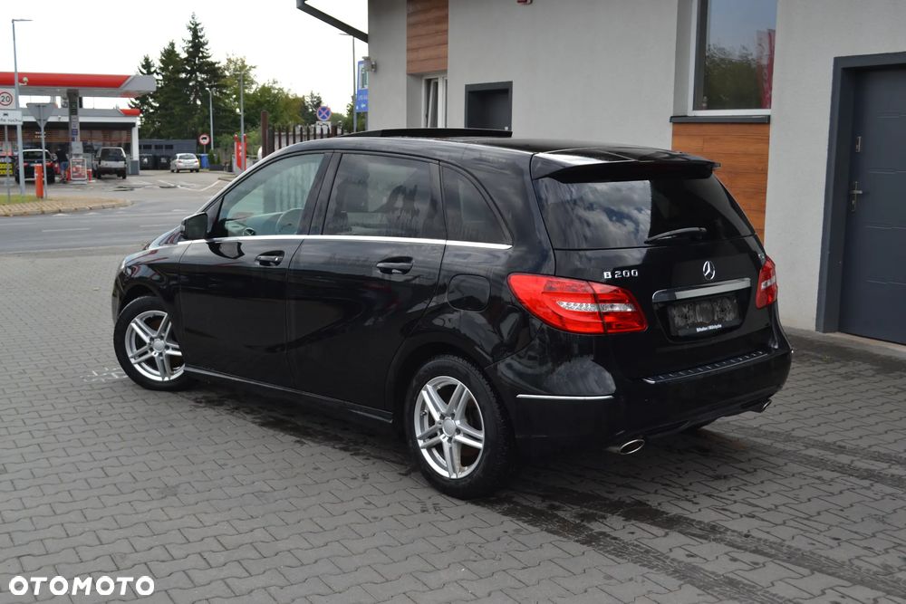 Mercedes-Benz Klasa B 200 CDI (BlueEFFICIENCY) 7G-DCT - 4