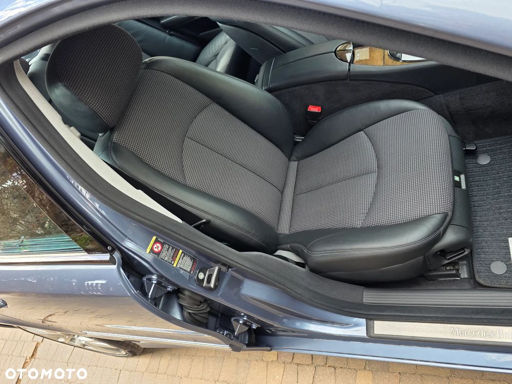 Mercedes-Benz Klasa E 280 4Matic Automatik Avantgarde - 23