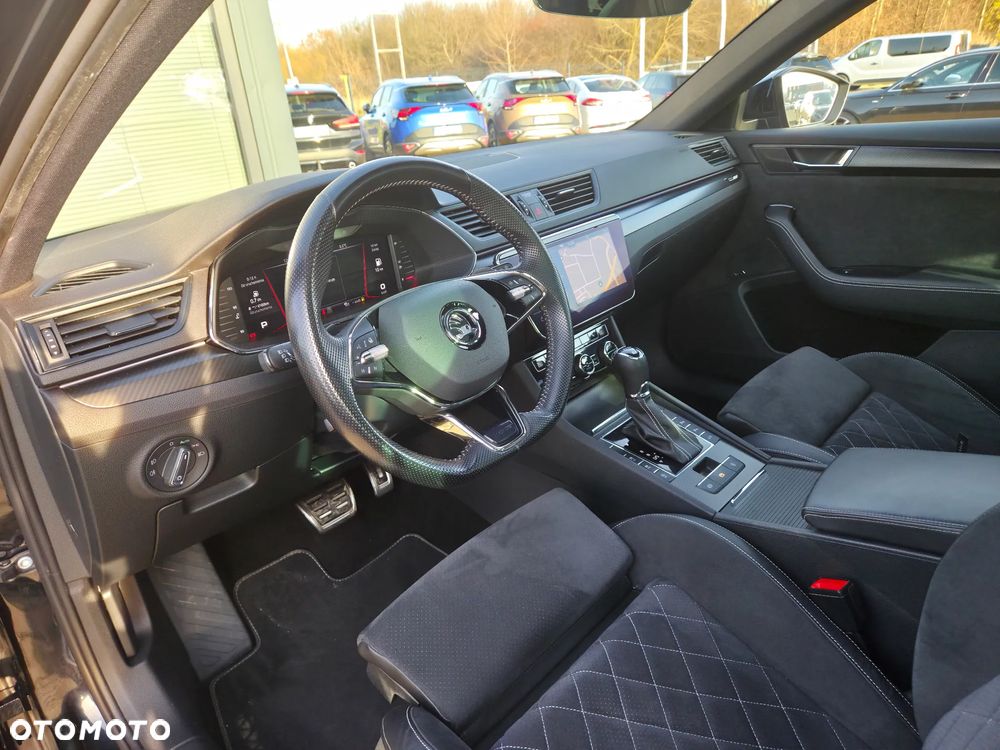 Skoda Superb 2.0 TDI SCR 4x4 Sportline DSG - 28